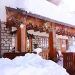 Castelli Ξενοδοχείο με διαμερίσματα 2*