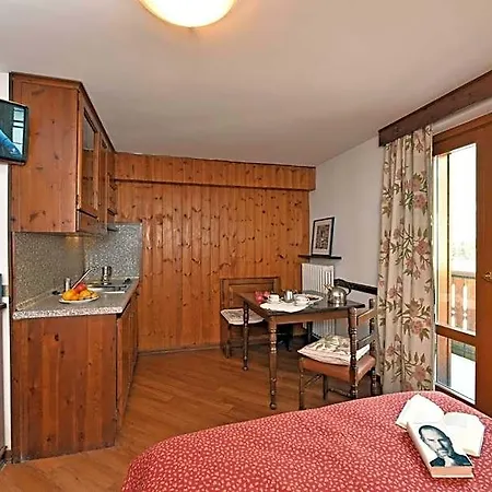 Castelli Apart Otel