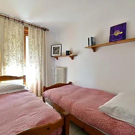 Apart Otel Castelli 2*