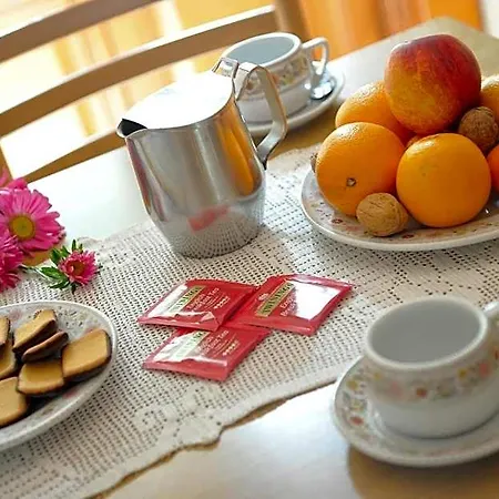 Apart Otel Castelli 2*