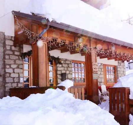 Castelli Appart hôtel 2*
