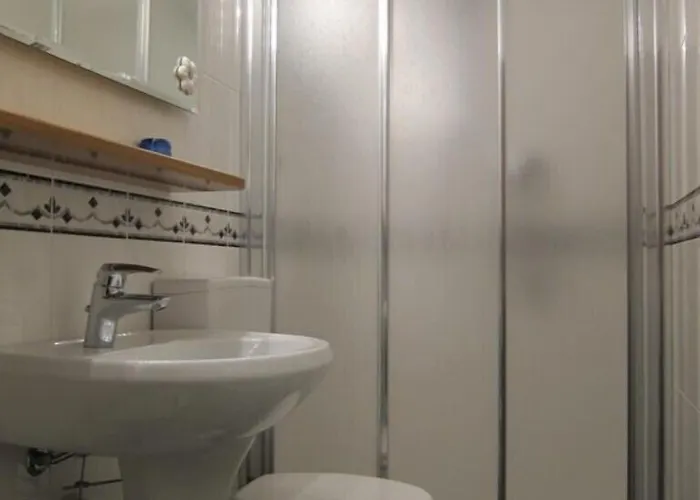 Castelli 2* 브루일서비니아