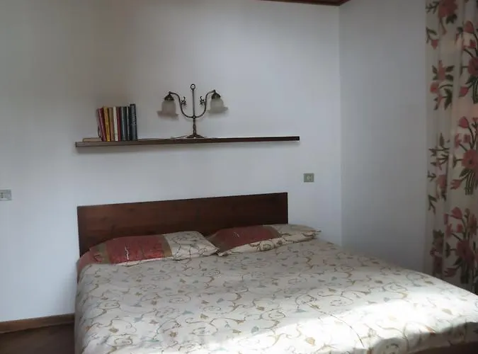 Castelli 2* 브루일서비니아